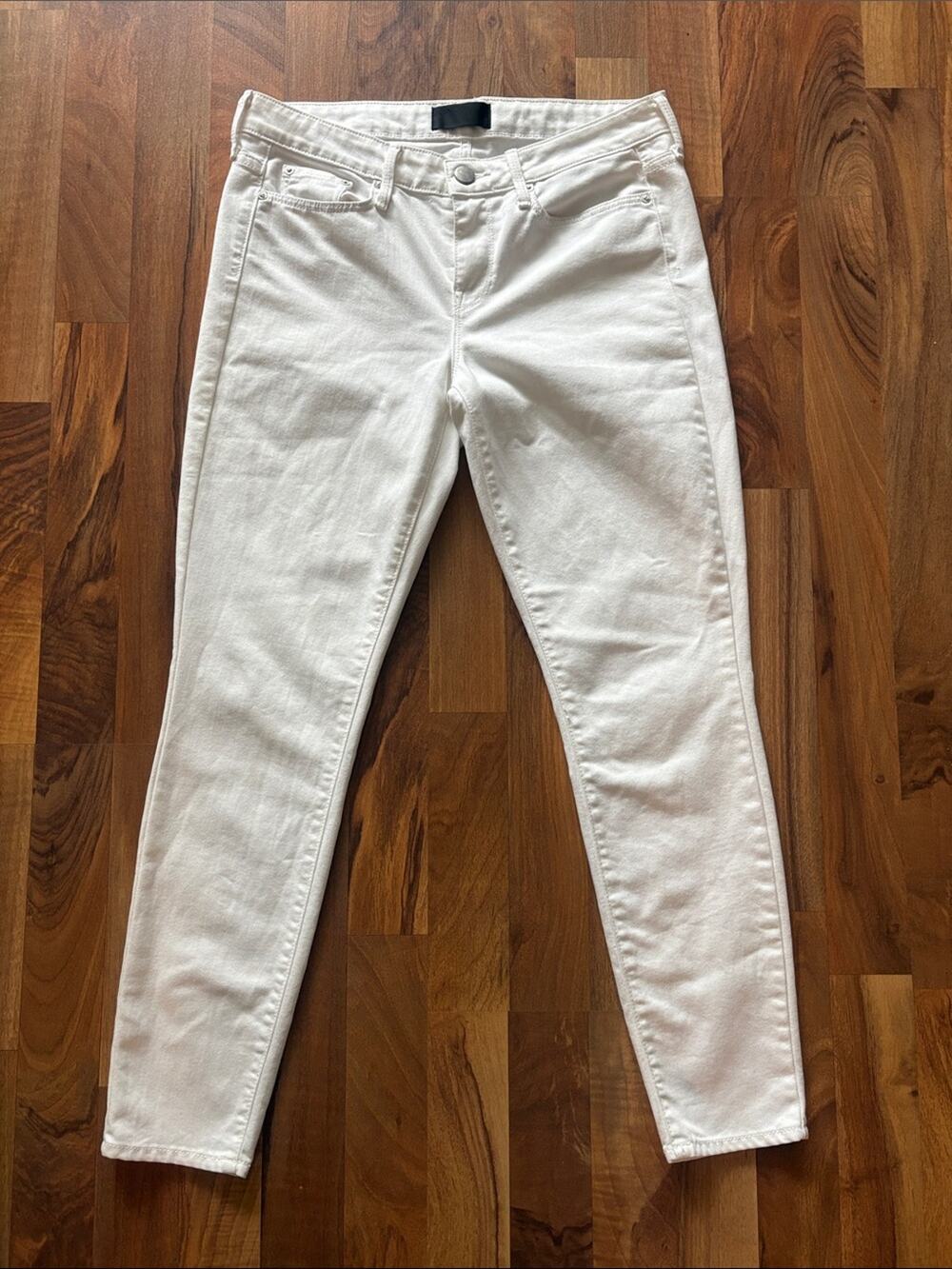 Vince Woman’s White Skinny Jeans Size 28
